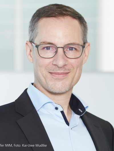 Prof. Dr. Chris Eberl